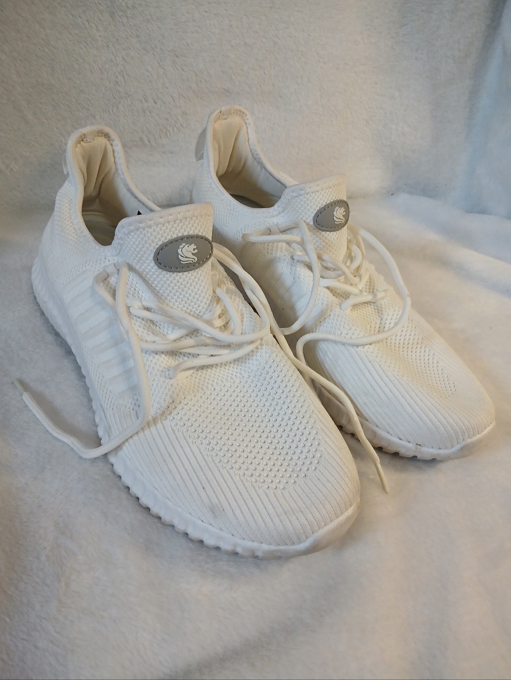 Tennis Shoes Size 10/11